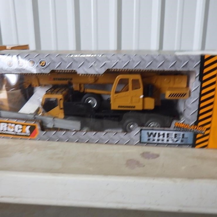 Remote Control Crane Toy
