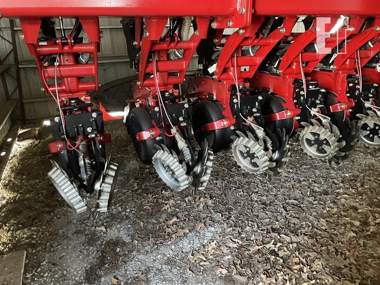 2024-case-ih-2160-image-36