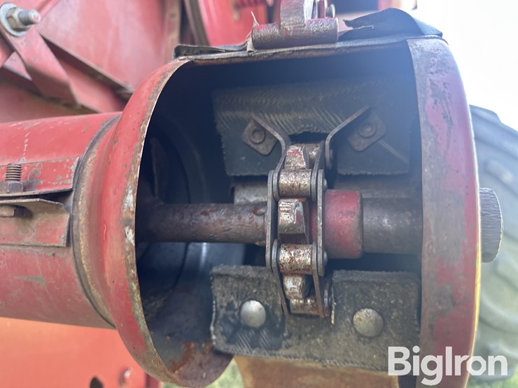 1990-case-ih-1680-image-15