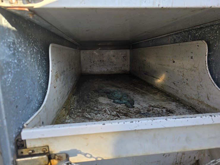 #22404-•-dakota-bodies,-inc-service-bed-image-17