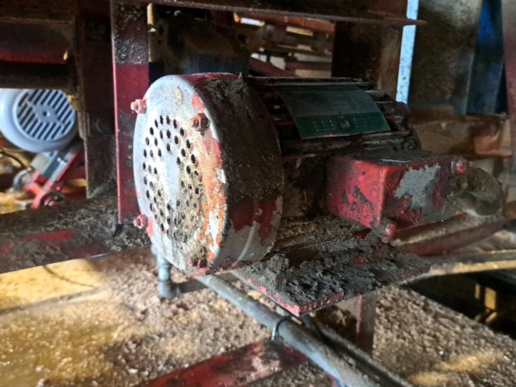 #127-•-mellott-roll-case-image-18