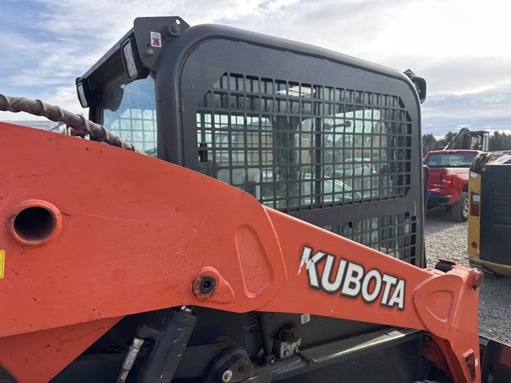 kubota-svl75-2-image-23