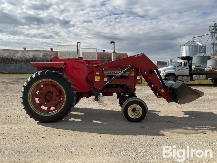 1968-international-656-image-4