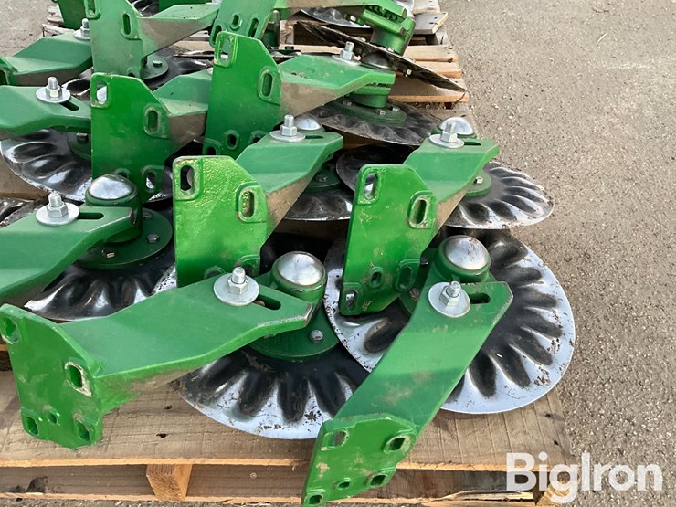 2022-john-deere-1795-image-12