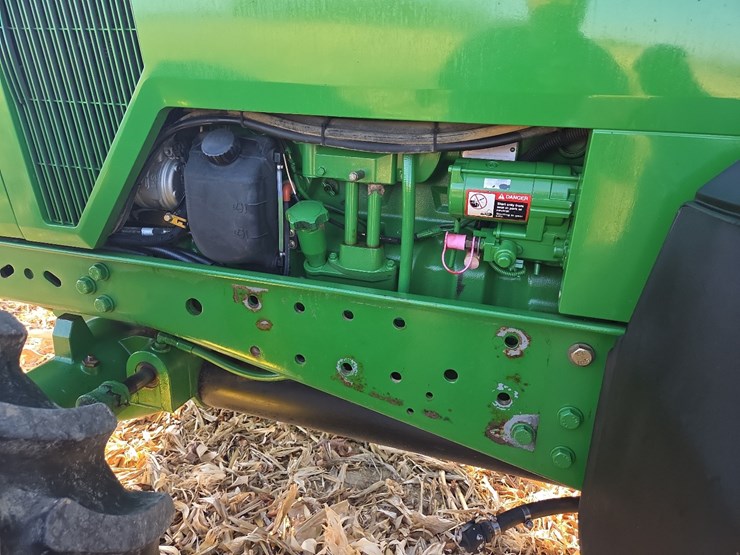 john-deere-7810-image-28