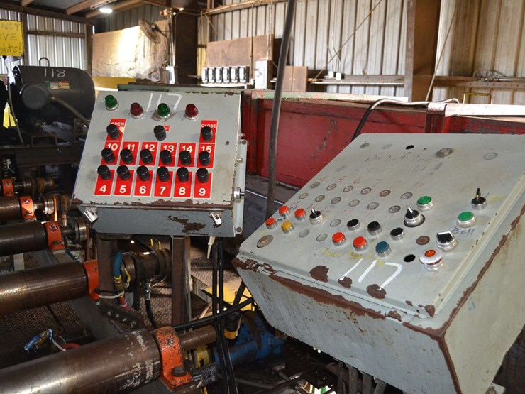 ligna-6"x32"-2-saw-edger-w/-2-movable-saws-w/-8'-infeed-rollcase-w/-20'-single-belt-tailing-outfeed-w/-hydrualic-setworks-w/-2-line-lazer-lite-system-sn#f161760-image-8