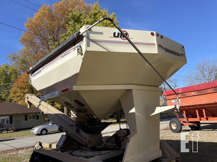 2010-unverferth-3750-image-5