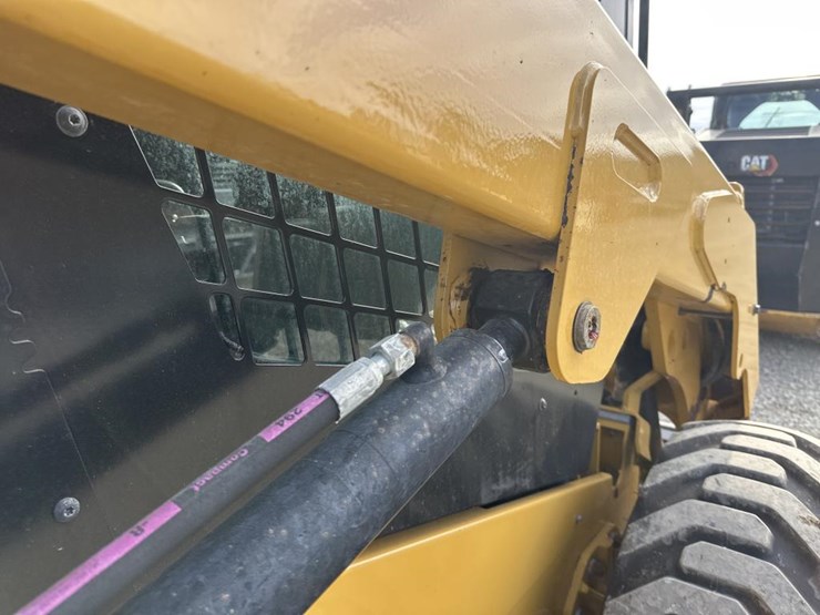 caterpillar-236d3-image-21