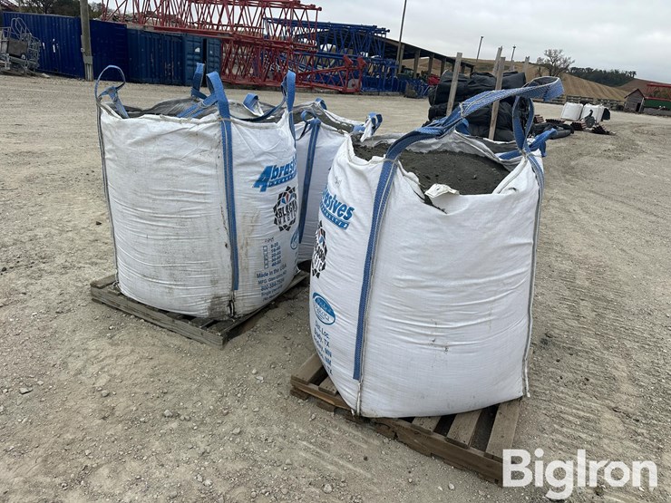 abrasives-black-magic-blasting-media-image-1