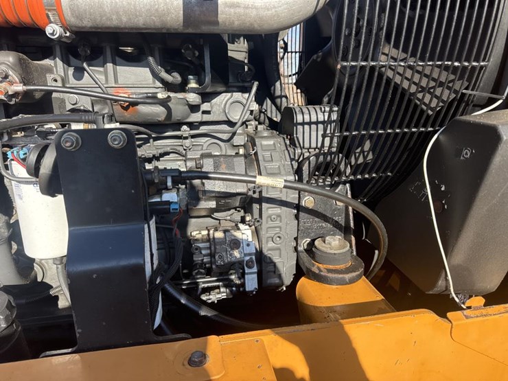 case-621f-xr-image-50