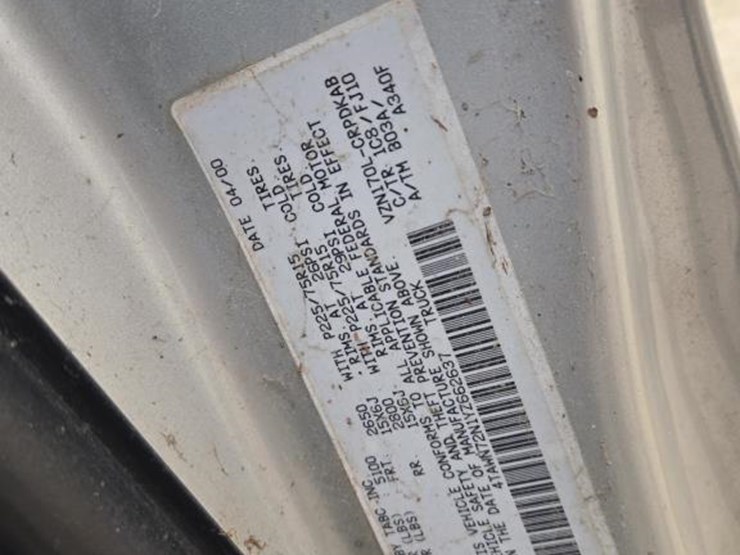 2000-toyota-tacoma-image-15