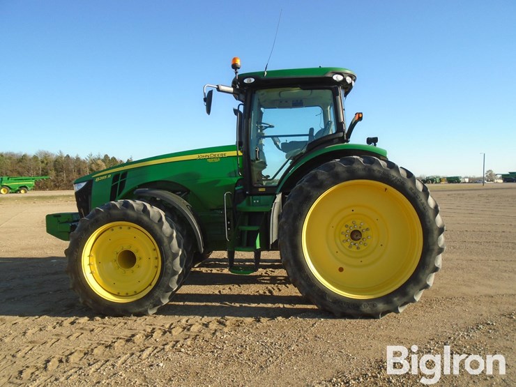 2012-john-deere-8285r-image-8