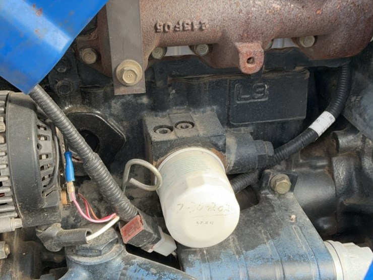 2013-new-holland-workmaster-40-image-36