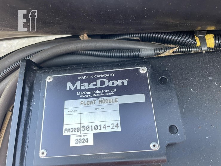 2024-case-ih-fd240-image-40