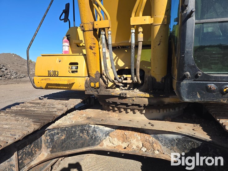 2005-caterpillar-330c-image-17