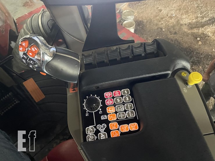 case-ih-steiger-500-quadtrac-image-38