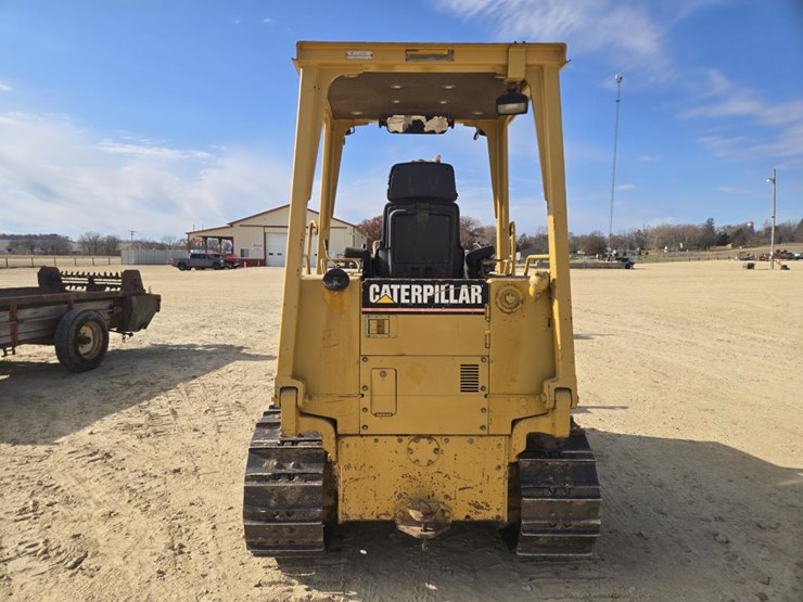 1996-caterpillar-d3c-image-10