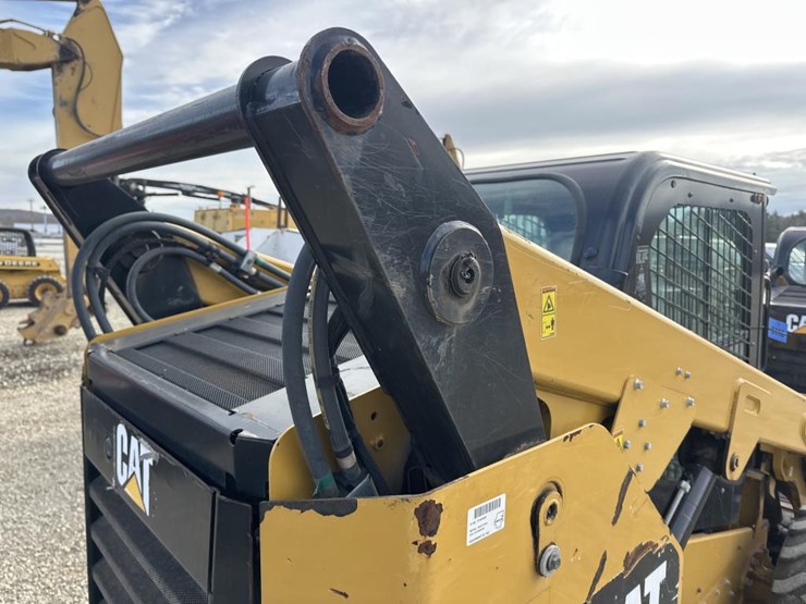 2016-caterpillar-262d-image-20