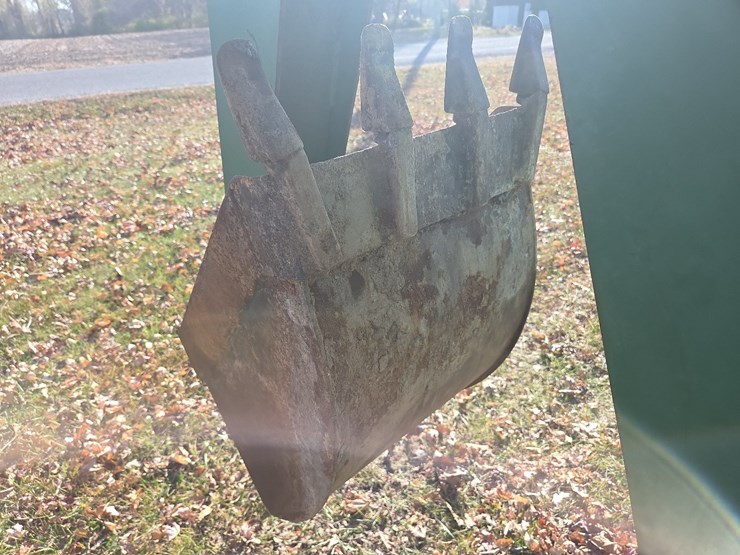 1996-john-deere-1070-image-23