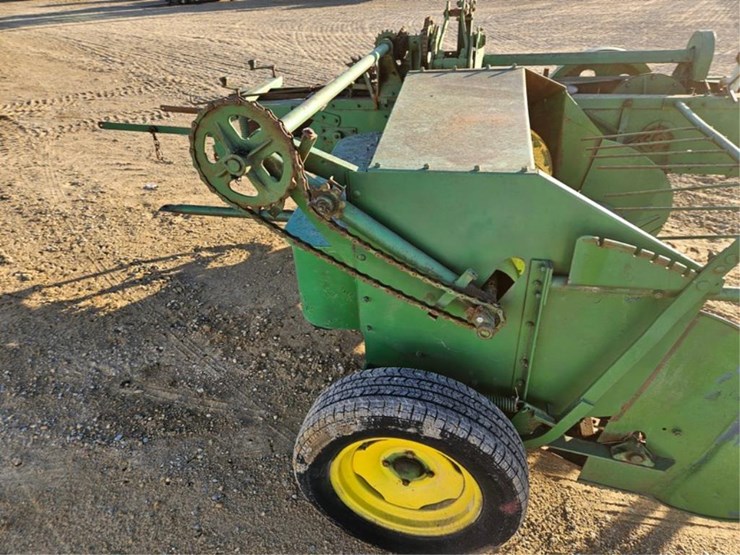john-deere-14t-image-17