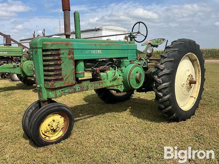 1946-john-deere-model-b-image-1