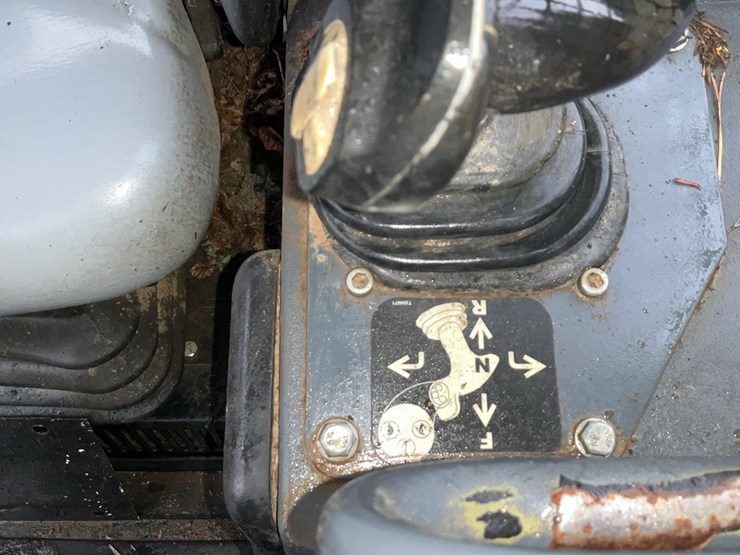 2016-deere-550k-lgp-image-16