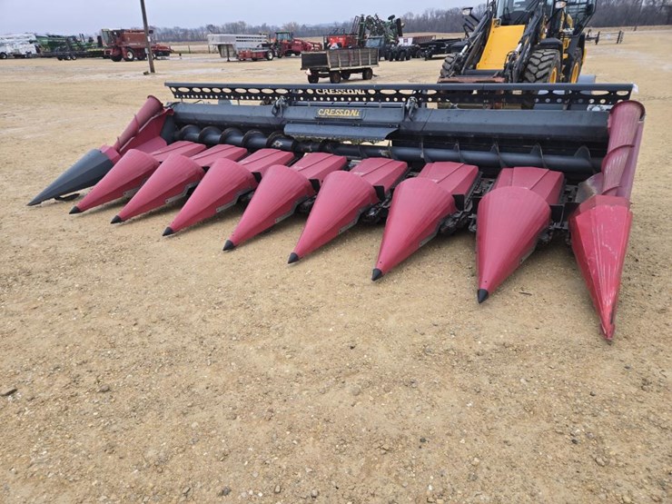 2013-case-ih-2208-image-2