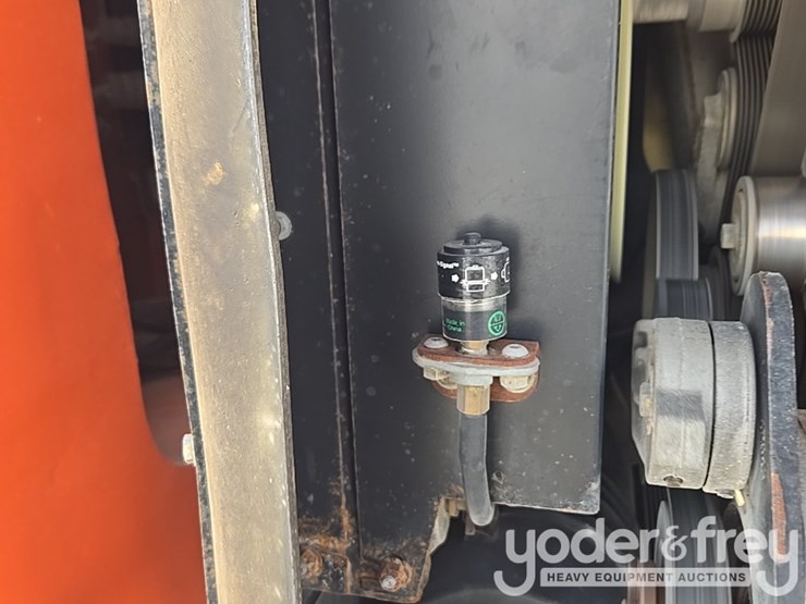 2015-jlg-600aj-image-88