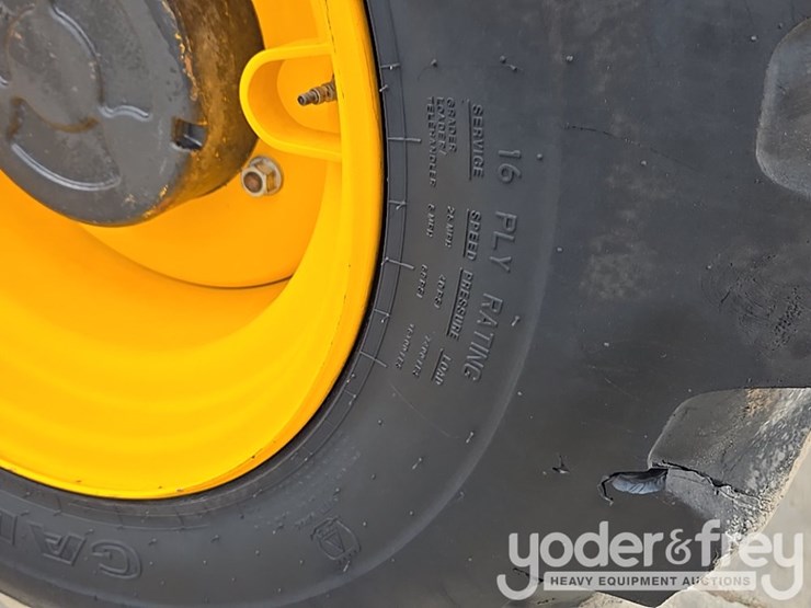 2017-jcb-510-56-image-27