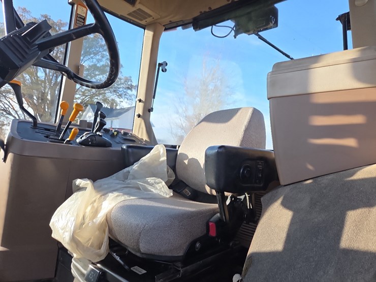 john-deere-7810-image-34