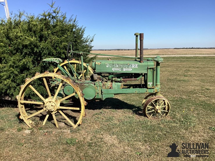 john-deere-b-image-4