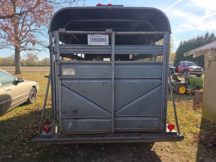 16'-ponderosa-livestock-trailer-image-9