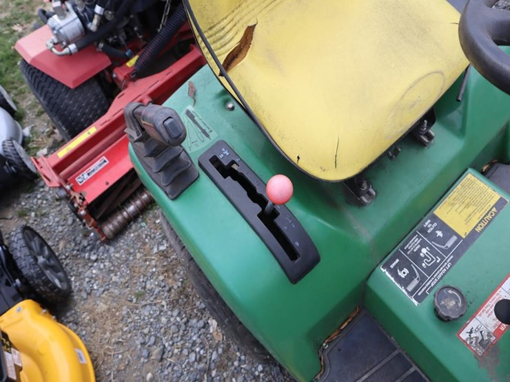 john-deere-260-image-16
