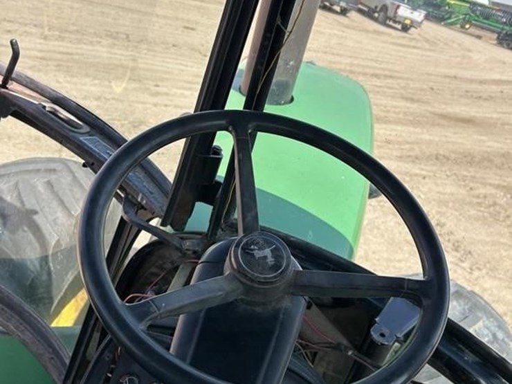 1977-john-deere-8630-image-37