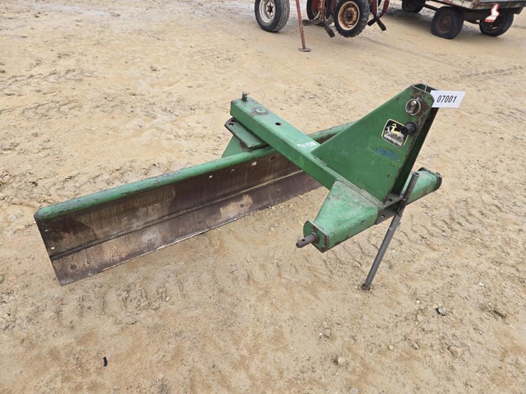 john-deere-8-image-2