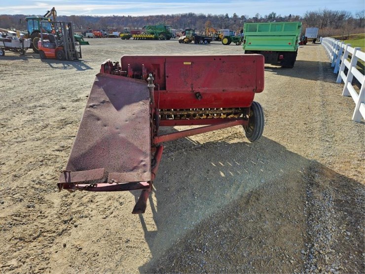 new-holland-68-image-4