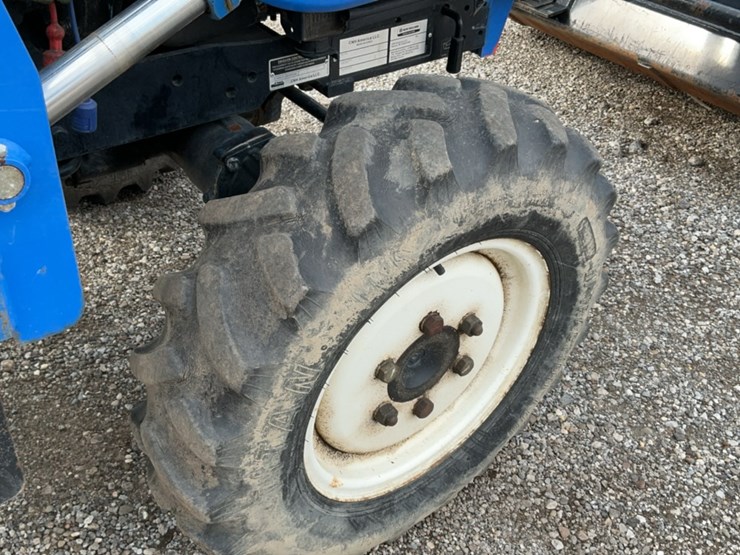 2013-new-holland-workmaster-40-image-25