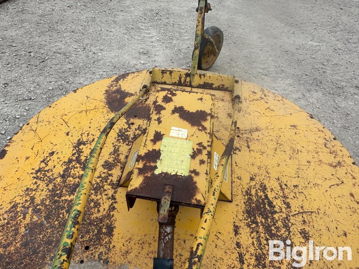 john-deere-3-pt-shredder/mower-image-19