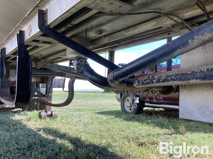 1969-trailmobile-trailer-image-12