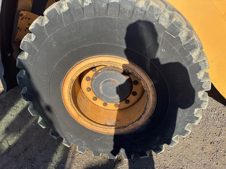 case-621f-xr-image-63