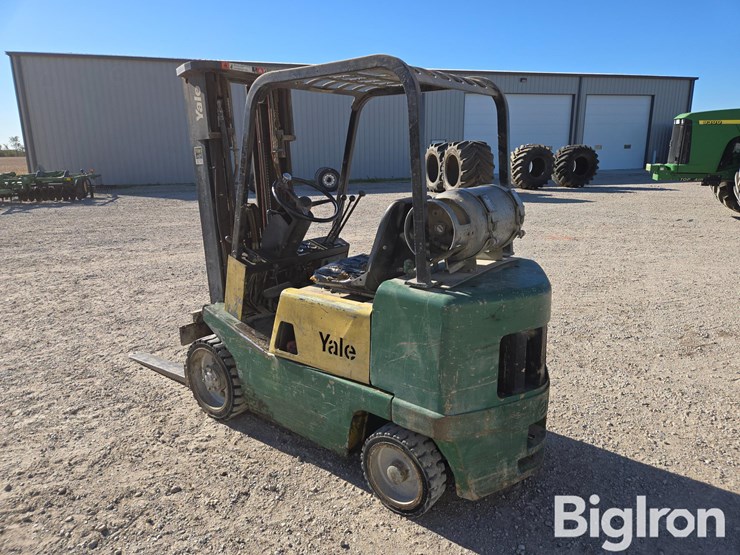 yale-forklift-image-7