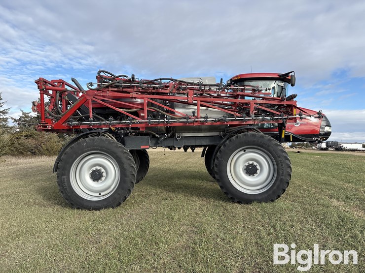 2017-case-ih-patriot-4440-image-4