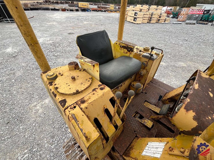 massey-ferguson-300-image-37