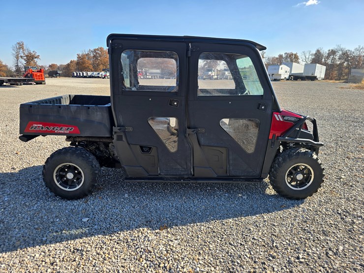 2015-polaris-ranger-crew-image-21