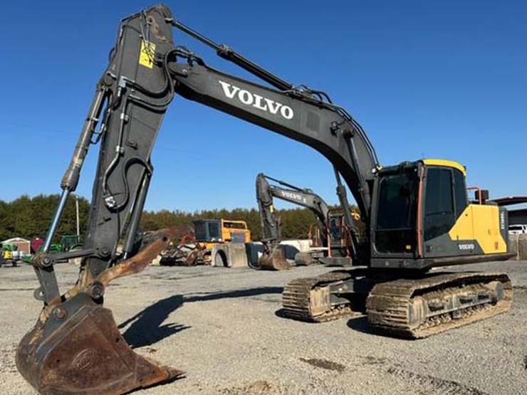 2022-volvo-ec160el-image-1