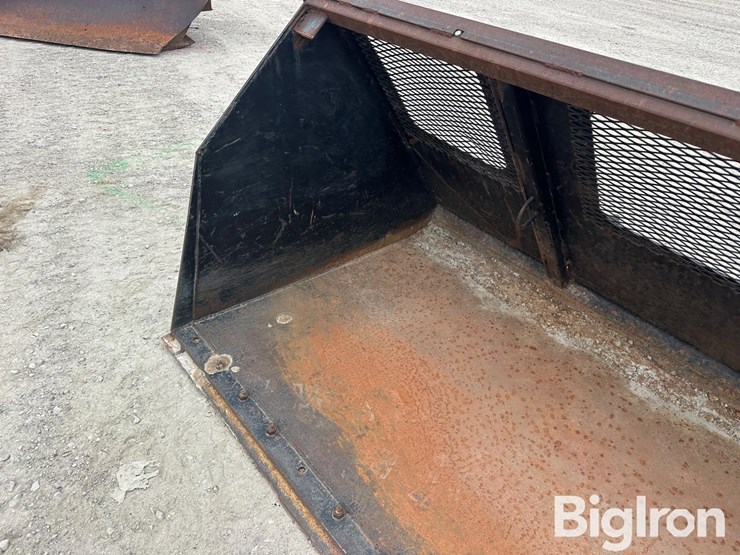 skid-steer-quick-attach-snow-bucket-image-9