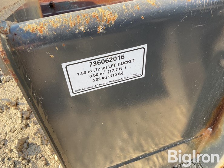 2015-new-holland-l225-image-19