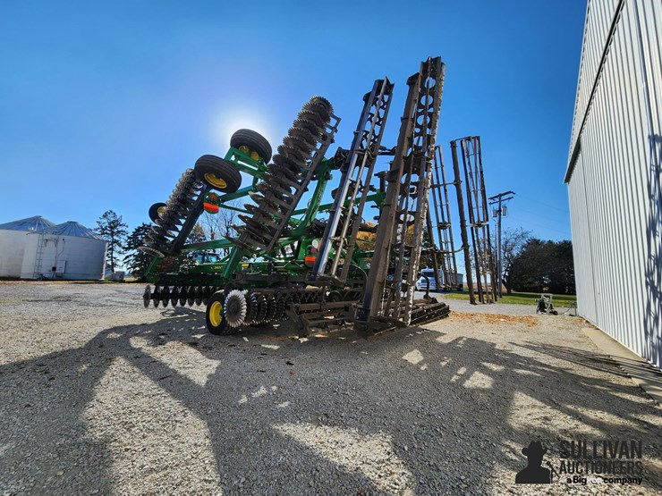 2022-john-deere-2660vt-image-7