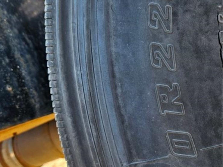 1997-imt-5200-image-59