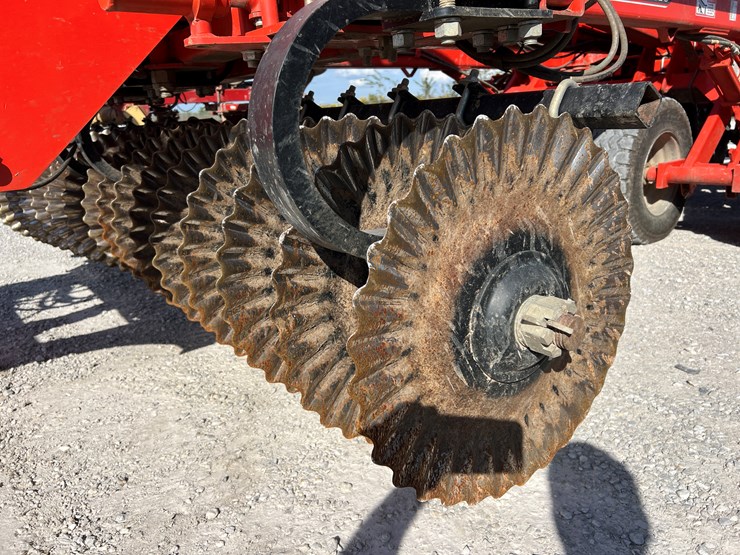 #206689-•-kuhn-8005-excellerator-image-7